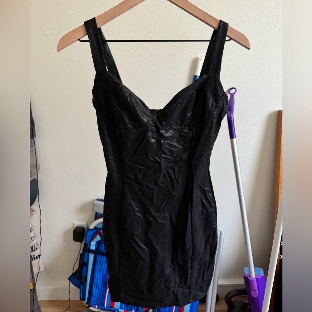 Super cute short stretchy fake leather mini dress!!